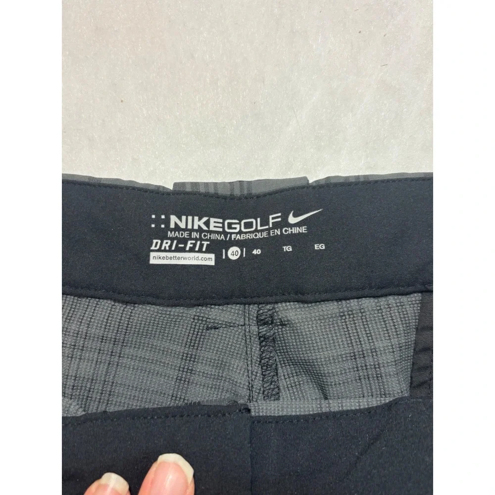 Nike Golf Dri-FIT Plaid Shorts Mens 40 Gray Black Athletic‎ Performance